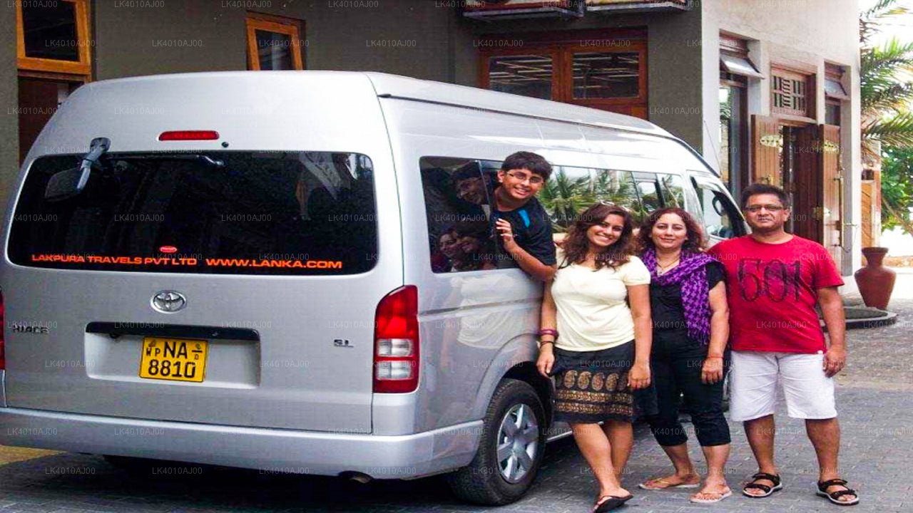 Minneriya City to Colombo Airport (CMB) Private Transfer