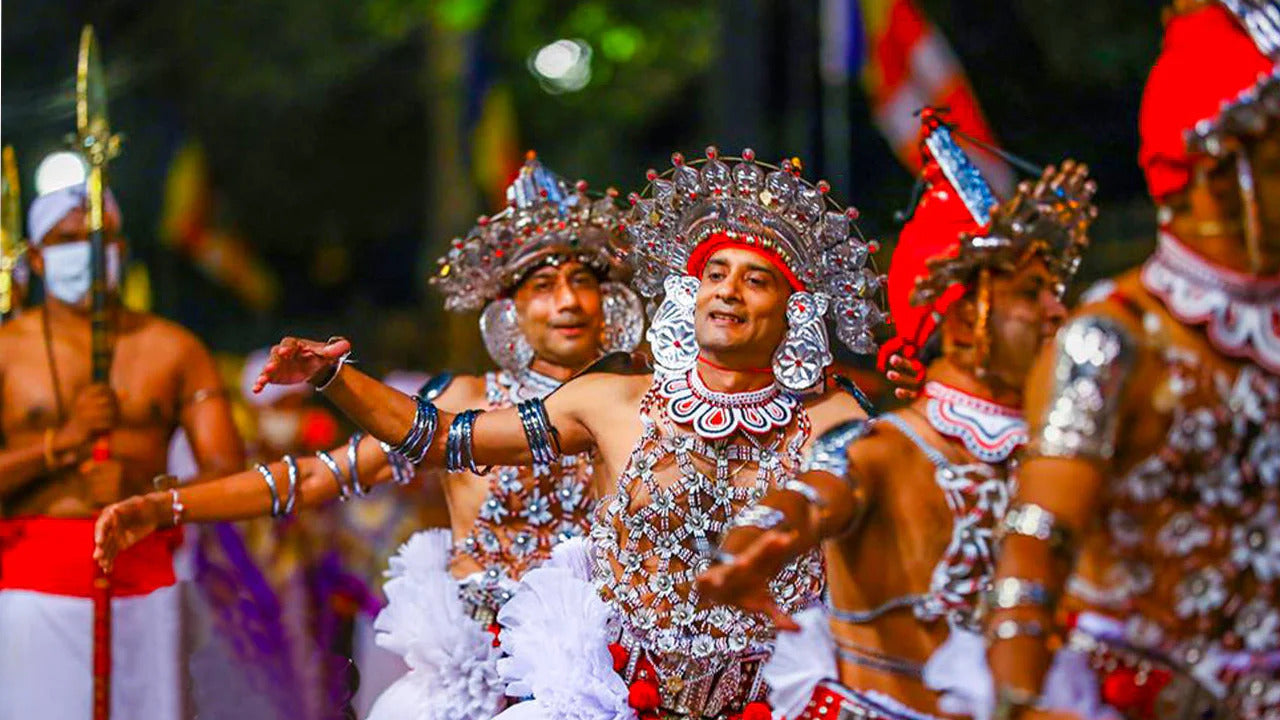 Kandy Esala Perahera