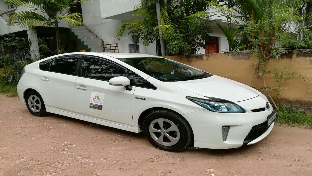 Kiribathgoda City to Colombo Airport (CMB) Private Transfer