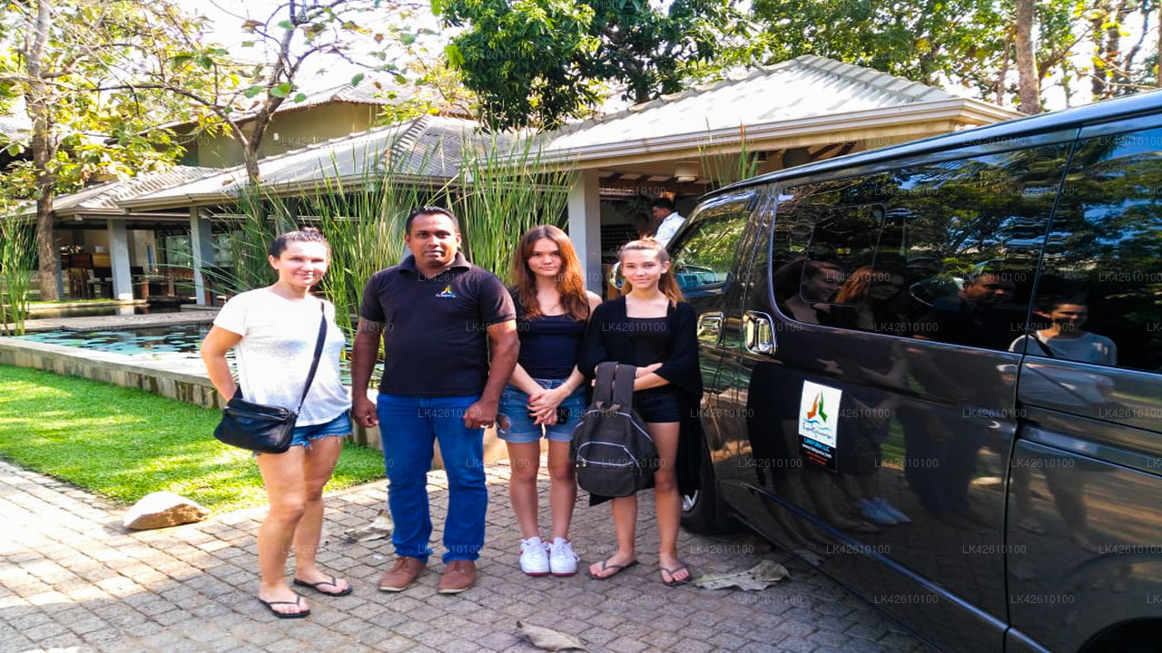 Negombo City to Ahangama City Private Transfer