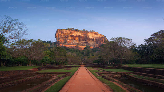 Sigiriya Rock and Village Tour from Sigiriya
